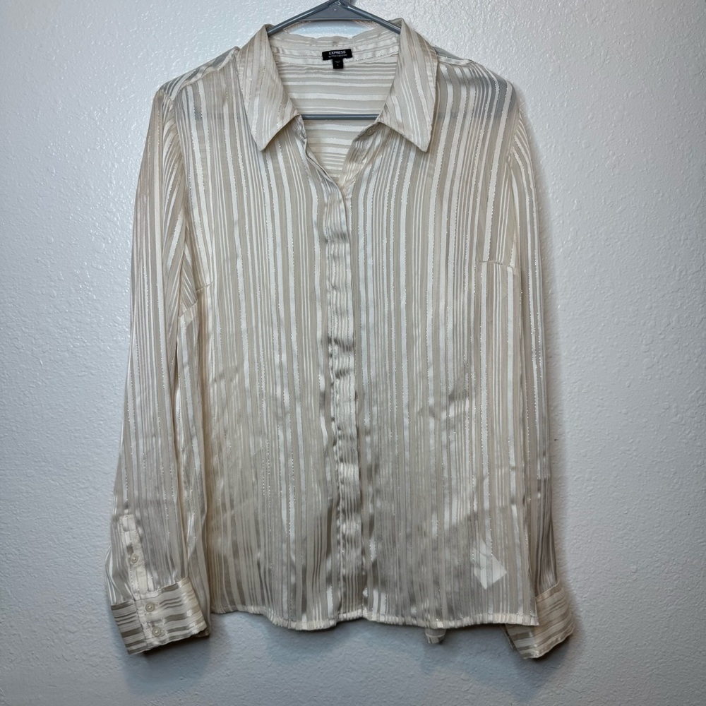 Express Relaxed Portofino Cream and Metallic Striped Blouse Size Large